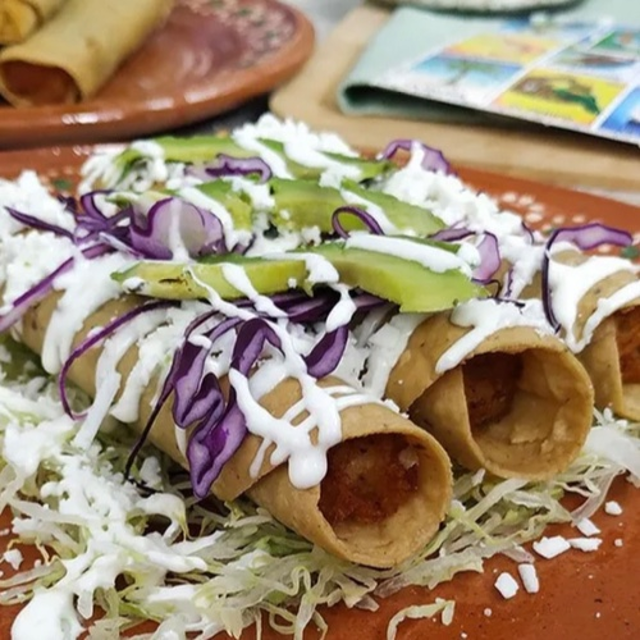 Tacos Dorados.