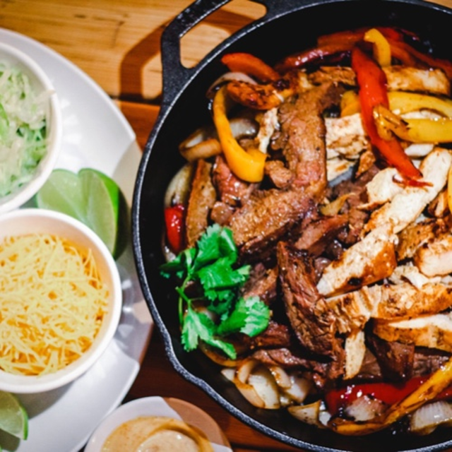 La Vickyna Fajitas.